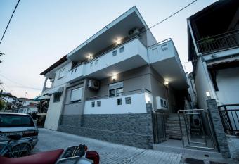 Green View Apartments has Balcony rooms