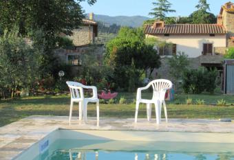 Podere Casorbica has Balcony rooms