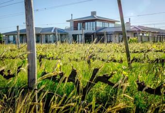 Domaine Coutelier allows 18 year olds to book a room