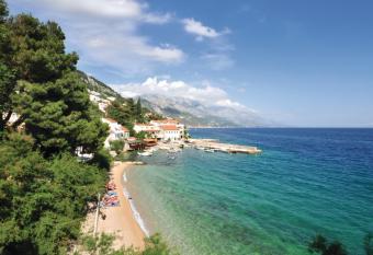 Apartment   ur  ica has Balcony rooms