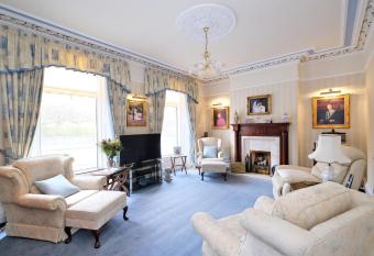 The Jays Guest House allows 18 year olds to book a room