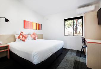 Villawood Hotel allows 18 year olds to book a room