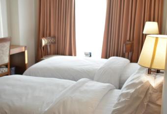 Esquire Hotels & Apartments has Balcony rooms