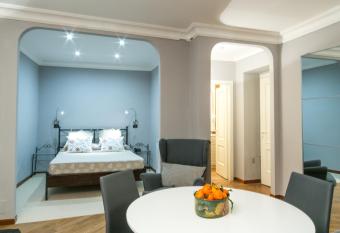 Chiossone Suites allows 18 year olds to book a room