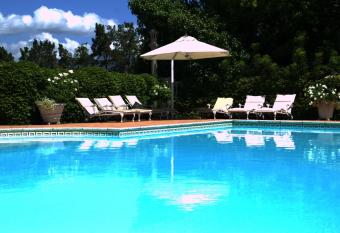 Clos Malverne Wine Estate has Balcony rooms