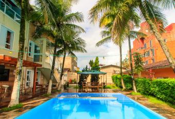 Guaruj   Hostel has Balcony rooms