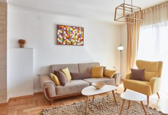 Smart Apartments has Balcony rooms