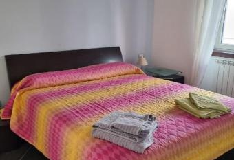 Casa Grace has rooms with a private hot tub