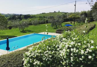 Podere Casanova has Balcony rooms