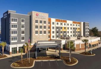 Hilton Garden Inn Columbia Airport has Balcony rooms
