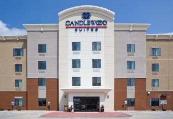 Candlewood Suites Dickinson allows 18 year olds to book a room