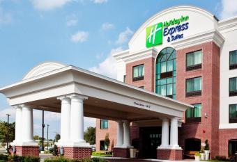 Holiday Inn Express & Suites Wilmington-Newark By IHG allows 18 year olds to book a room