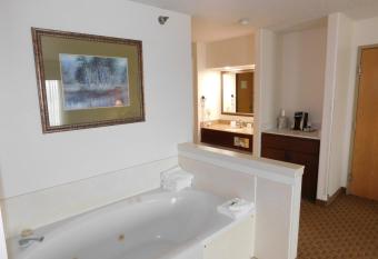 Comfort Inn & Suites Ogallala has Balcony rooms