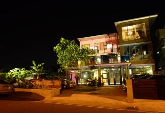 Yes Villa has Balcony rooms