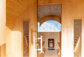 Pianeta Oro Avamposto Meteo has Balcony rooms