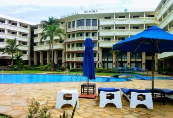 Mombasa Continental Resort has Balcony rooms