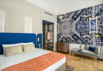 Hotel Moments Budapest allows 18 year olds to book a room