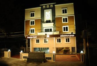 Rangalaya Royal allows 18 year olds to book a room