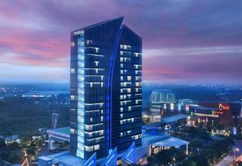 Resinda Hotel Karawang allows 18 year olds to book a room