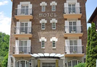 Hotel Edelweiss allows 18 year olds to book a room