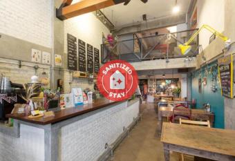 Box Hostel N Cafe allows 18 year olds to book a room