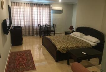 Jasmine Inn has Balcony rooms