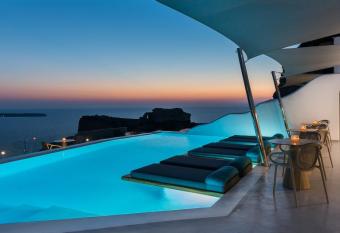 Maregio Suites allows 18 year olds to book a room