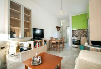 Apostolaki A. Apartment allows 18 year olds to book a room