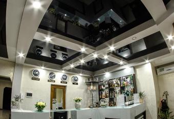 Diamond De Luxe allows 18 year olds to book a room