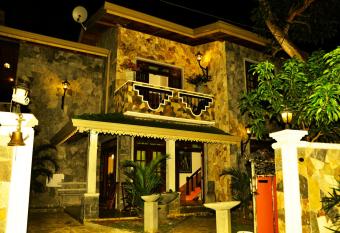 Villa Aroshina with cooking class has Balcony rooms