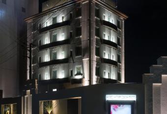 Hotel Lei has Smoking rooms