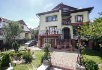 Guest House Arnika has Balcony rooms