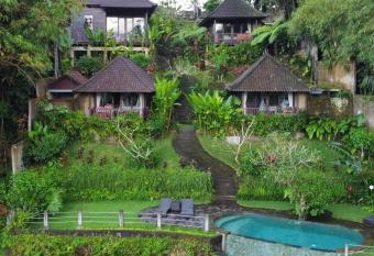 Villa Wedang has Balcony rooms