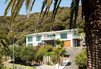 Robins Nest has Balcony rooms