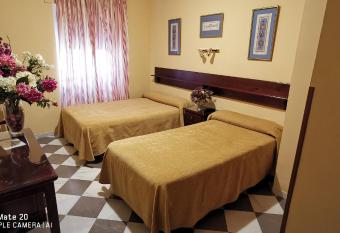 Hotel San Pedro has Balcony rooms