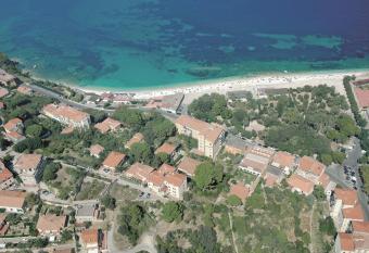 Hotel Crystal has Balcony rooms