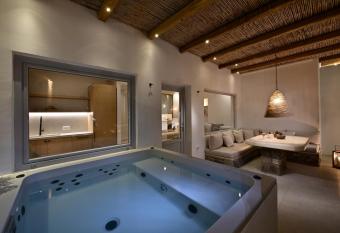 VLIA Mykonos has rooms with a private hot tub