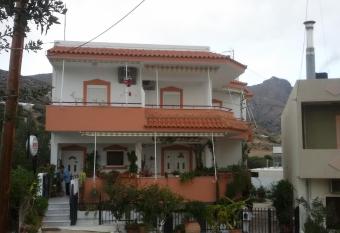 Xenos Apartments has Balcony rooms