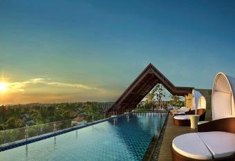 ibis Bali Legian Street allows 18 year olds to book a room