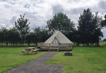 Swanns Bridge Glamping allows 18 year olds to book a room