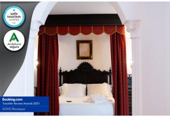 Hotel Soho Boutique Palacio San Gabriel allows 18 year olds to book a room