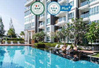 First Choice Grand Suites Sha Plus Extra has Balcony rooms