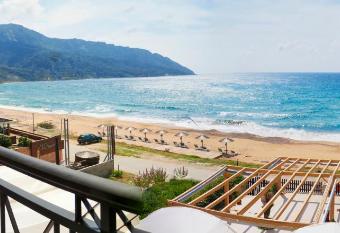 Maria Apartments has Balcony rooms