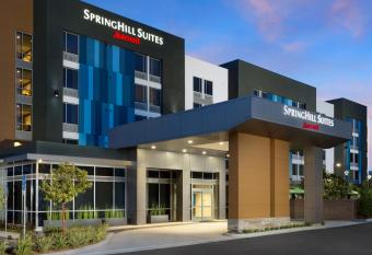 SpringHill Suites by Marriott San Diego Mission Valley allows 18 year olds to book a room