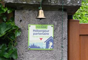 Le Deyran allows 18 year olds to book a room