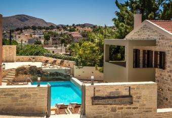 Phaistos Villas has Balcony rooms