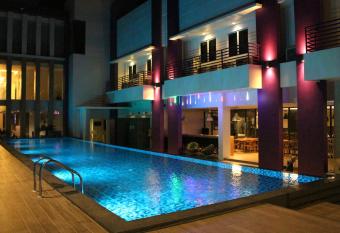 OS Style Hotel Batam Powered by Archipelago allows 18 year olds to book a room