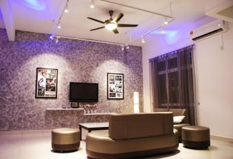 Shamrock Seaview 11 Villa has Balcony rooms