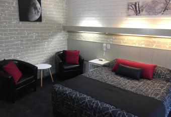 Culcairn Motor Inn allows 18 year olds to book a room