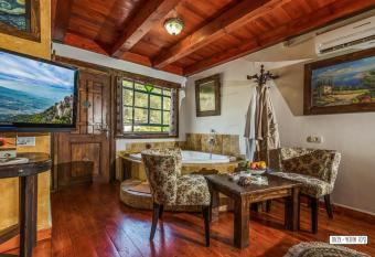 Odem Habar allows 18 year olds to book a room